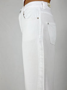 'Basya' White Mom Jeans