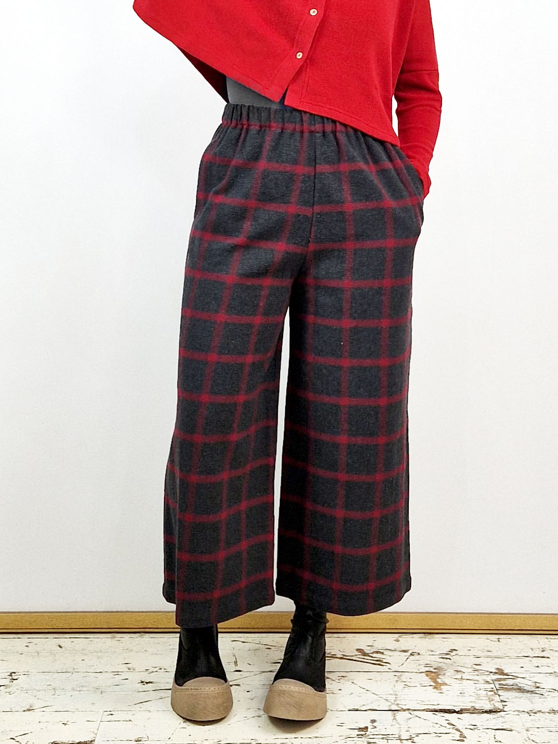 Neirami Wide Trousers in BURGUNDY CHECK