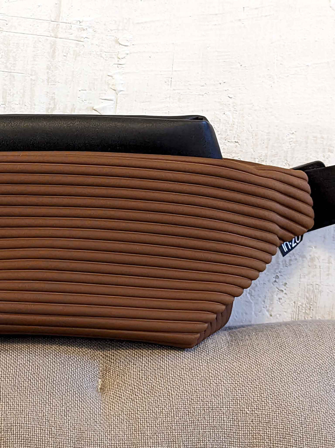 IN.ZU Wallaby Cross Body Belt Bag - FIRED BRICK