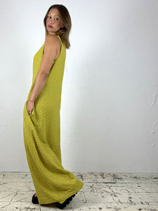 V-Neck Textured Maxi Dress with Pockets 2 Colours