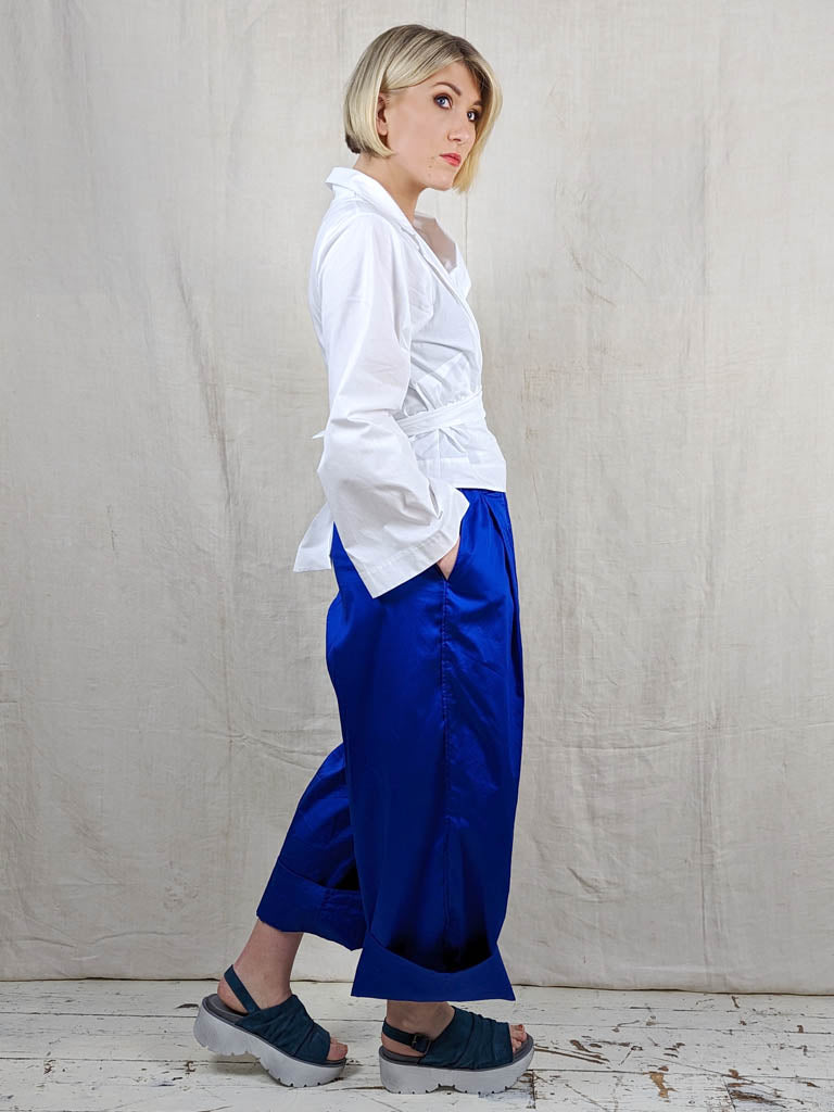 Les Filles d'Ailleurs Wide Trousers in Electric Blue Blue Woman