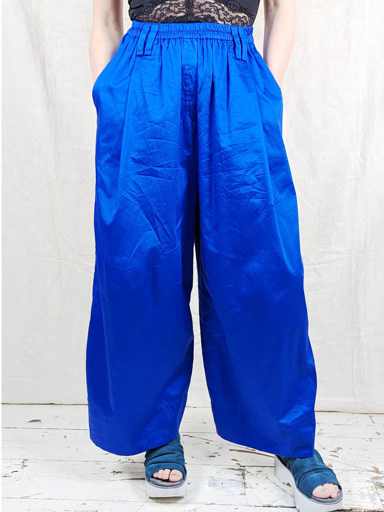 Les Filles d'Ailleurs Wide Trousers in Electric Blue Blue Woman