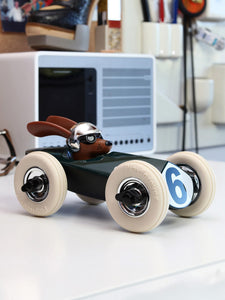 Playforever Rufus 'Weller' Car in Green – Blue Woman