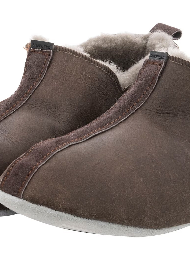 Sheepskin Slippers - Stone Oiled Antique