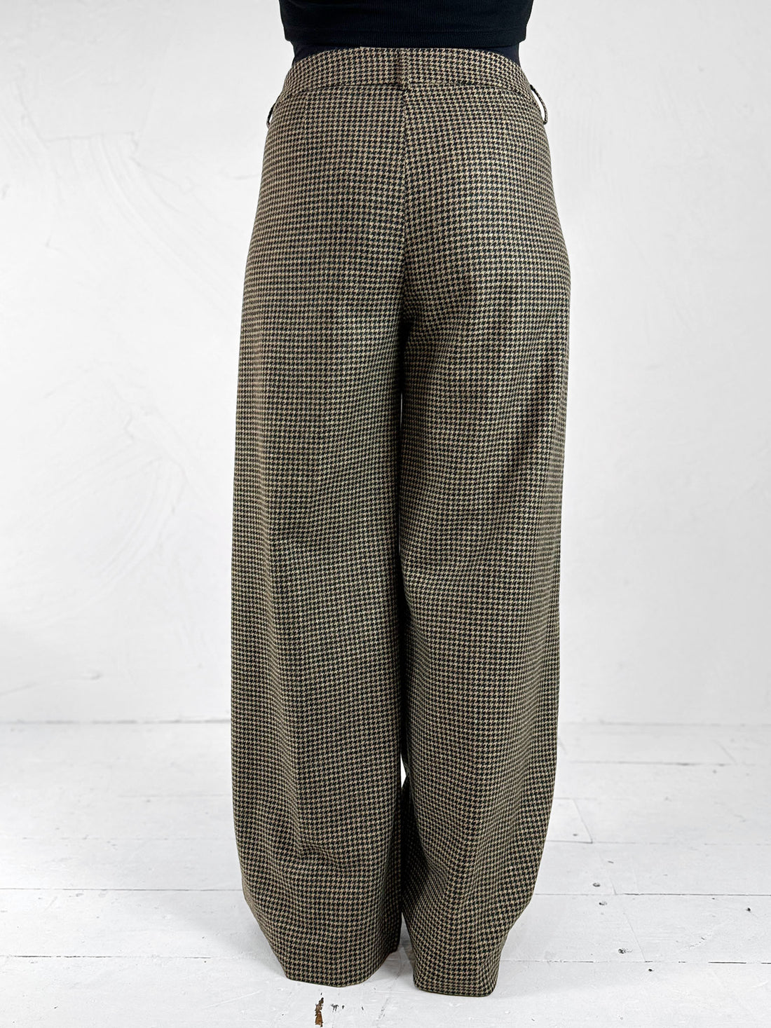 Neirami Herringbone Trousers in GREY STRIPE