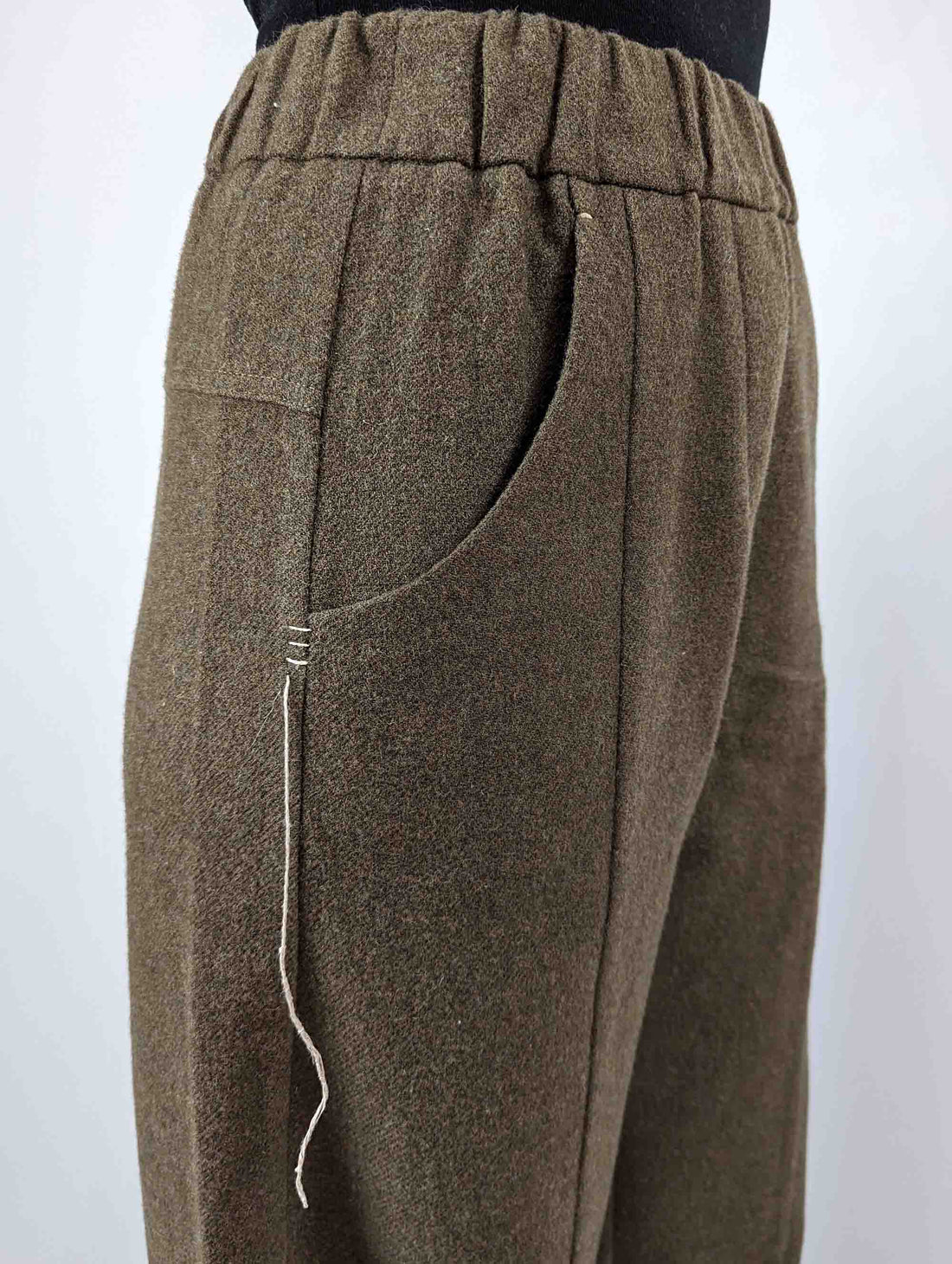 Lurdes Bergada 444 Woollen Trousers - HAZEL