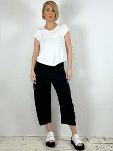 High-Waisted Cropped Barrel Trousers '170'