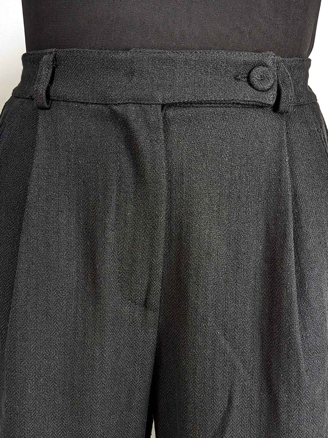 Amici Pleated Slack Trousers - BLACK