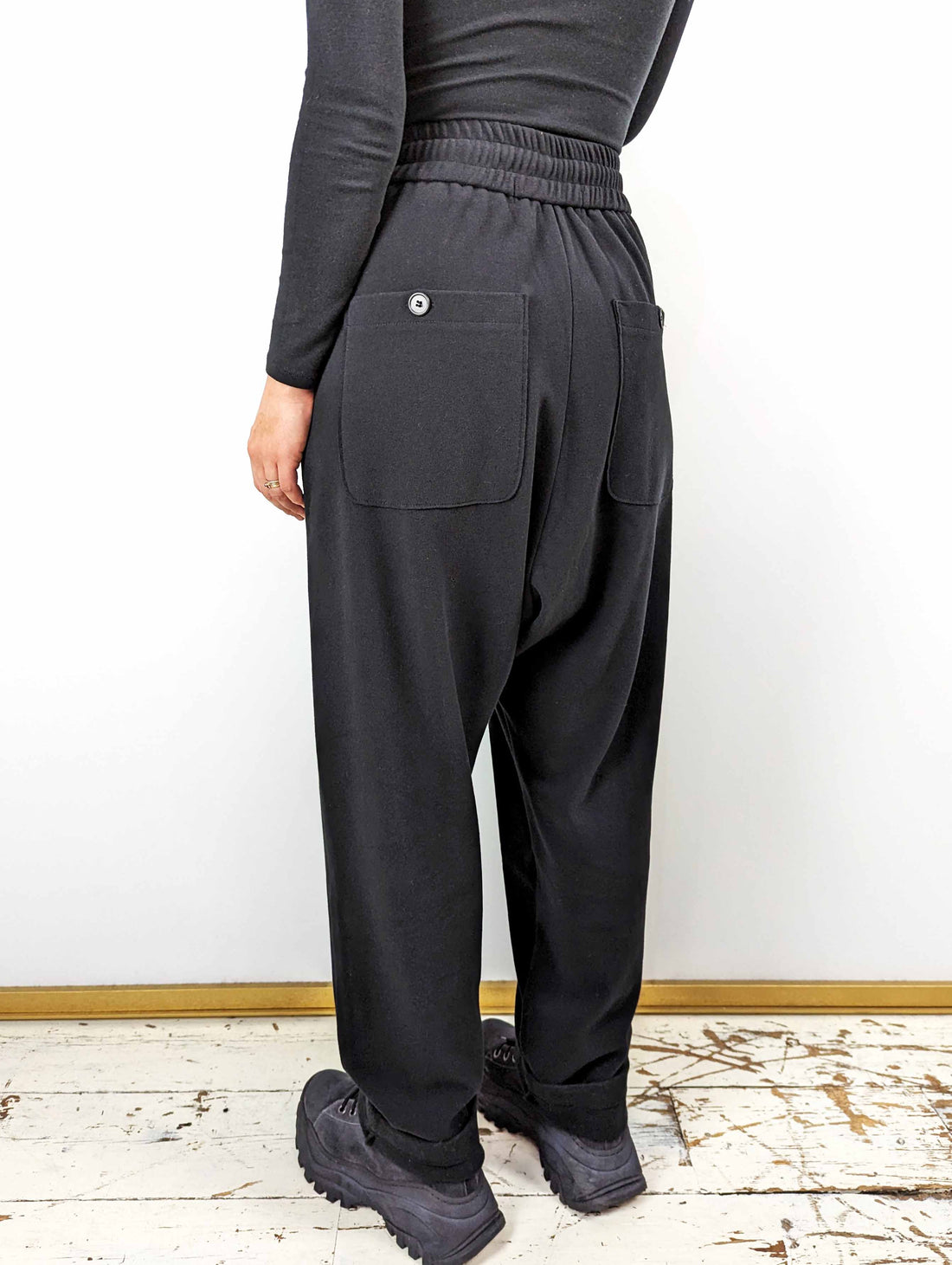Syngman Cucala 727 Soft-Touch Jersey Slouchy Trousers