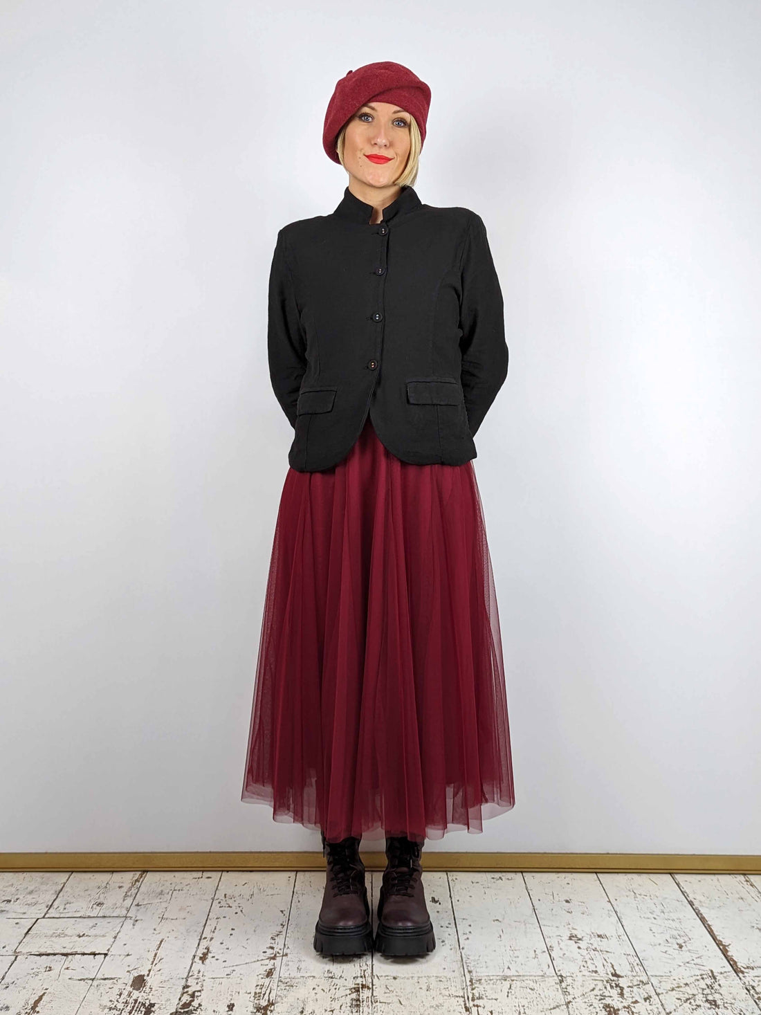Amici Cotton + Linen Short Jacket - BLACK